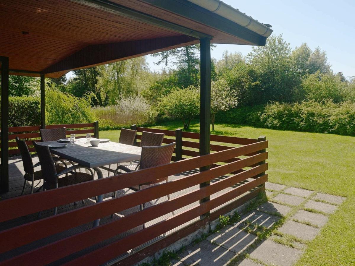 6 Person Holiday Home In Pr St Togeholt Exterior photo