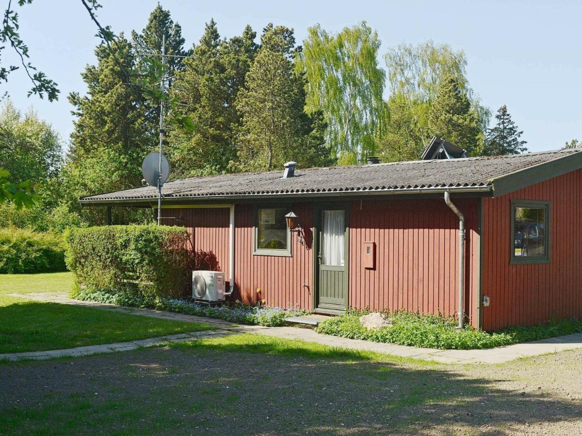 6 Person Holiday Home In Pr St Togeholt Exterior photo