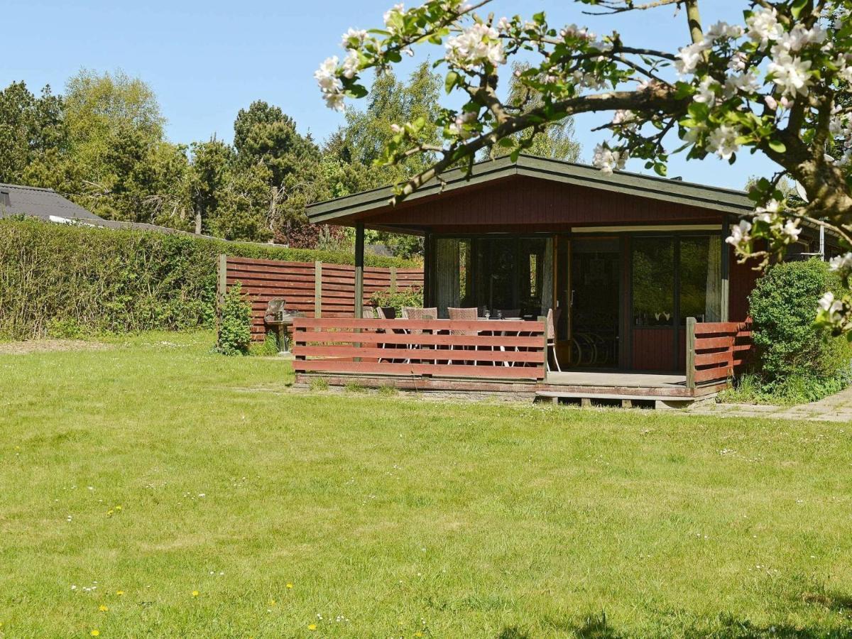 6 Person Holiday Home In Pr St Togeholt Exterior photo
