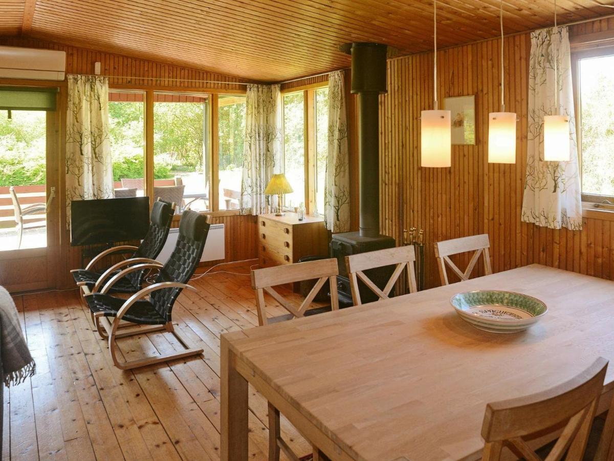 6 Person Holiday Home In Pr St Togeholt Exterior photo